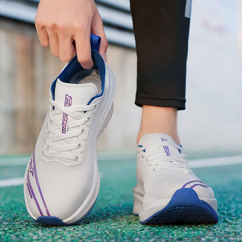 Zapatillas para Correr con Pla - Running Shoe Carbon reseña y precio