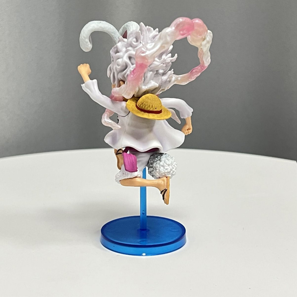 Figura de Luffy Gear 5 Sun God - Running Gear Japan reseña y precio